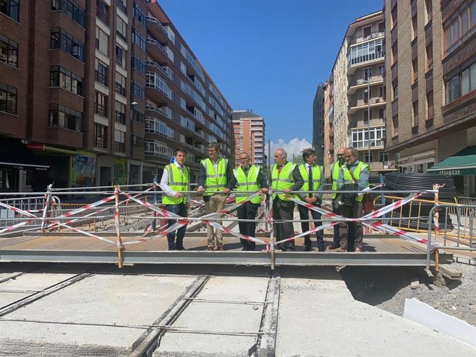 Visita a las obras de la ampliación del Tranvía