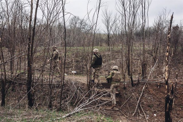 Archivo - Soldados ucranianos en la región del Donbás