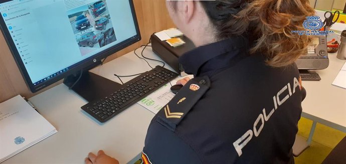 Policía Nacional de La Rioja investiga el vehiculo de segunda mano estafado