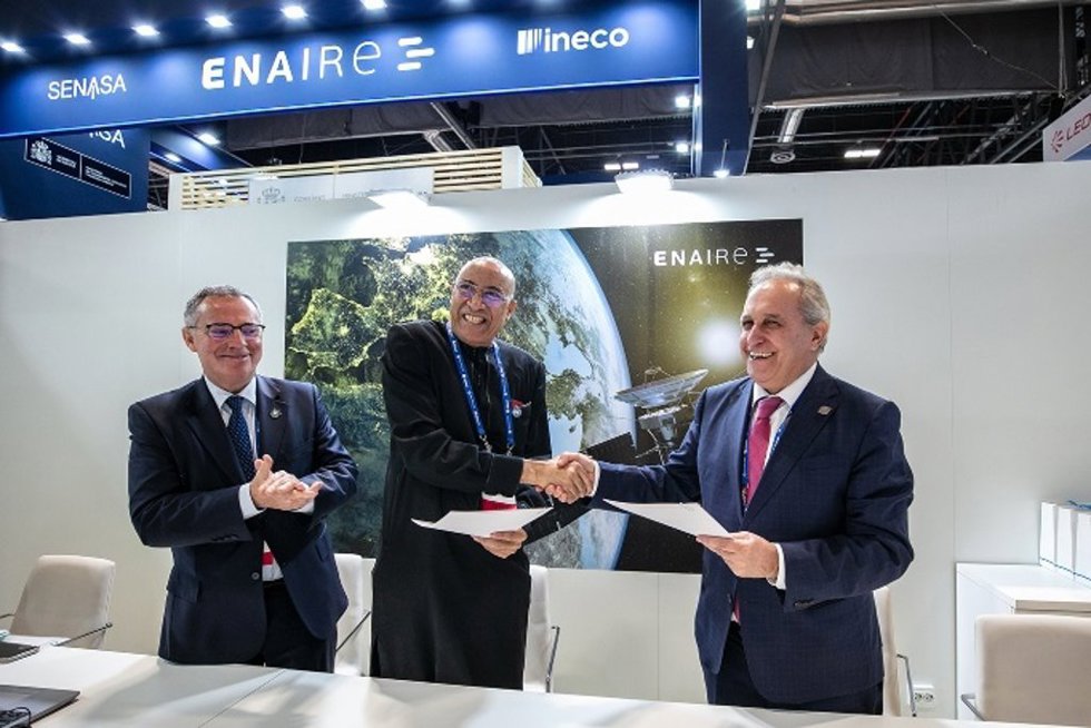 El director general de ASECNA, Mohamed Moussa y el director general de Enaire, Ángel Luis Arias