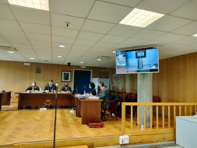 Acepta casi 5 años de prisión el falso ejecutivo de Apple acusado de varias estafas.