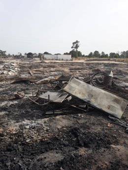 Imagen del incendio en el asentamiento de Palos de la Frontera. Archivo. 