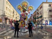 Detenida por intentar quemar y causar daños en la foguera Sagrada Familia, de categoría especial