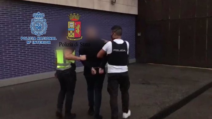 Archivo - La Policía Nacional detiene a un fugitivo del grupo criminal Ndrangheta en Barcelona.