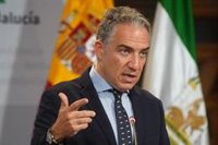 Bendodo no repetirá en la Junta porque Génova exige dedicación exclusiva y ve difícil que Bravo lo compatibilice