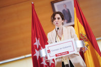 Ayuso cree que a Más Madrid se le acumulan "los escándalos" y exige que tengan la misma vara de medir que para los demás