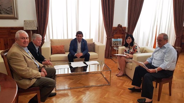 Reunión con responsables de la Casa de Jaén en Sevilla.