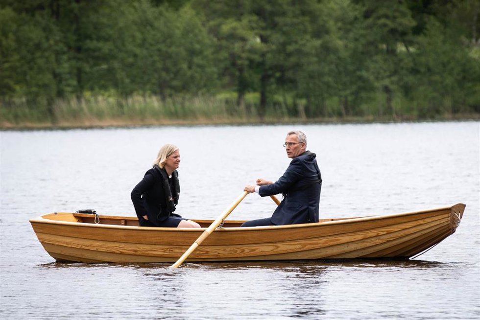  Magdalena Andersson, primera ministra de Suecia, y Jens Stoltenberg, secretario general de la OTAN