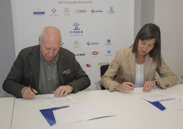Firma del acuerdo entre FINBA y Novo Nordisk.