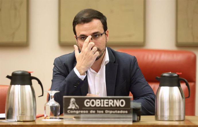 El ministro de Consumo, Alberto Garzón, comparece en la Comisión de Sanidad y Consumo del Congreso de los Diputados, a 22 de junio de 2022, en Madrid (España).