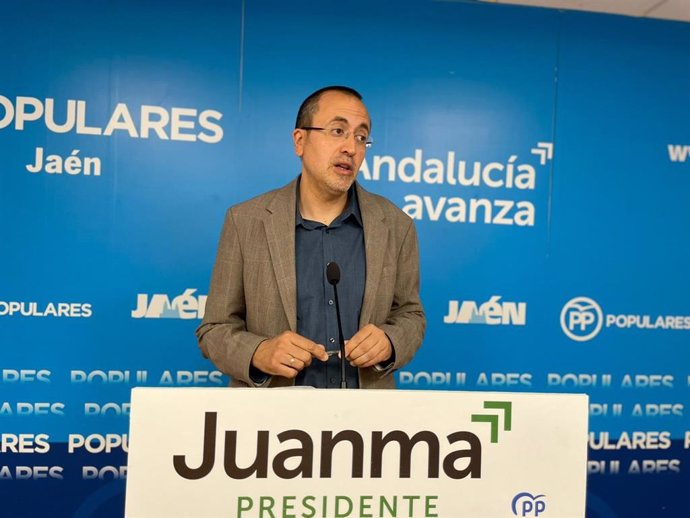 El portavoz del PP en el Ayuntamiento de Jaén, Manuel Bonilla.