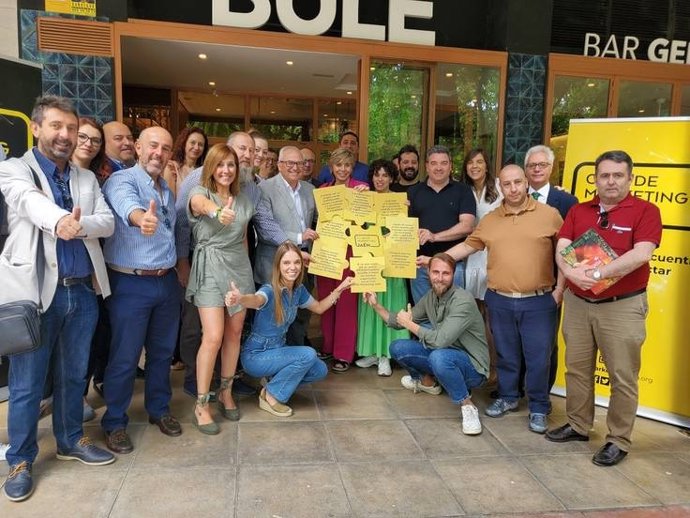 Asistentes al encuentro.