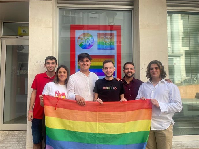 El PSOE muestra su apoyo al colectivo Lgtbi por políticas a favor de la diversidad y no discriminación