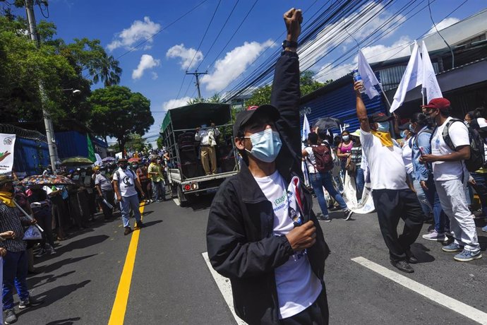 Archivo - Imagen de archivo protestas El Salvador