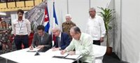 Francia y Cuba firman un acuerdo para acelerar el desarrollo de energías renovables en la isla