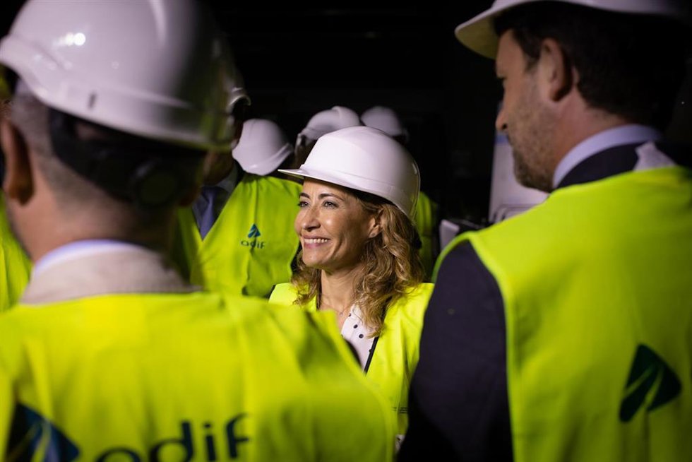 Archivo - La ministra de Transportes, Movilidad y Agenda Urbana, Raquel Sánchez, en su visita a las obras de la estación de La Sagrera.