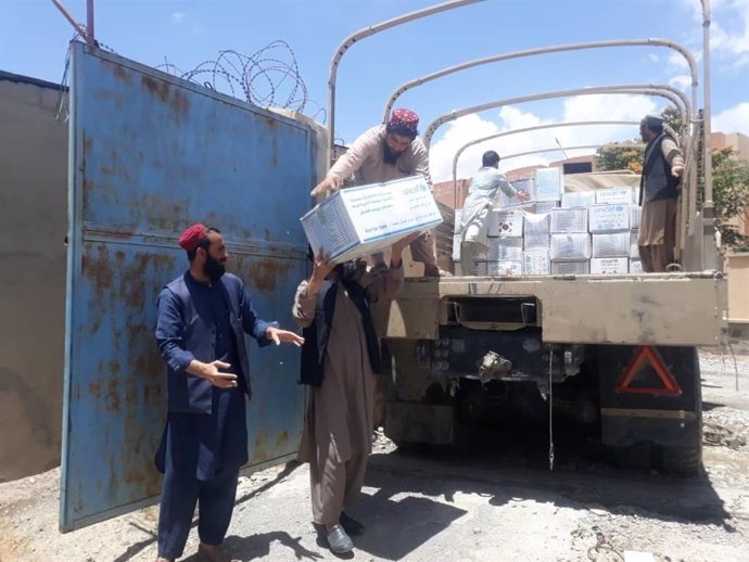 Envio de material humanitario de UNICEF a Afganistán tras un terremoto de magnitud 6,1