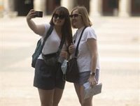 Las pernoctaciones hoteleras en Madrid se duplican en mayo y los precios se disparan un 43,96%