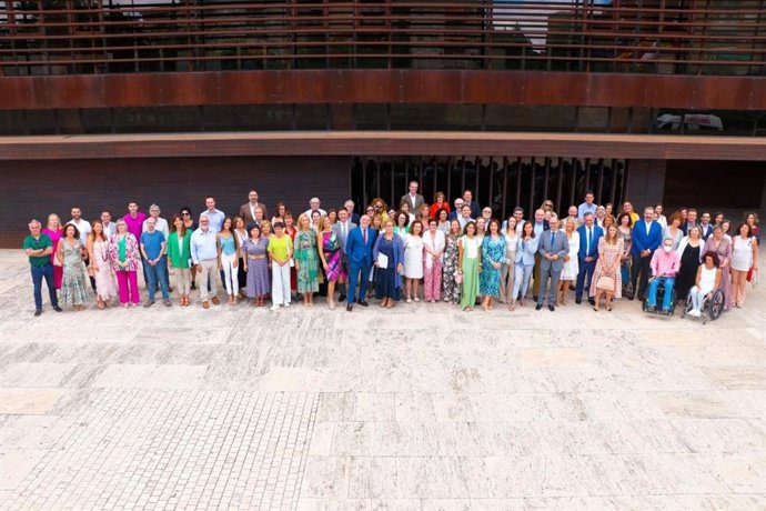 Asistenes al estrendo del documental 'Hospitales Humanos' en Toledo