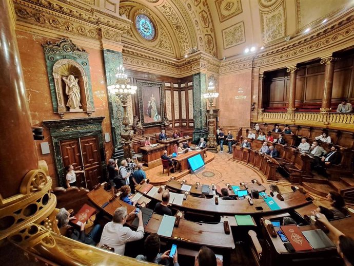 El pleno municipal del Ayuntamiento de Barcelona este jueves. - Archivo