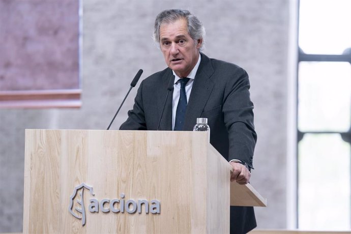 El presidente de Acciona, José Manuel Entrecanales, durante la junta de accionistas de 2022