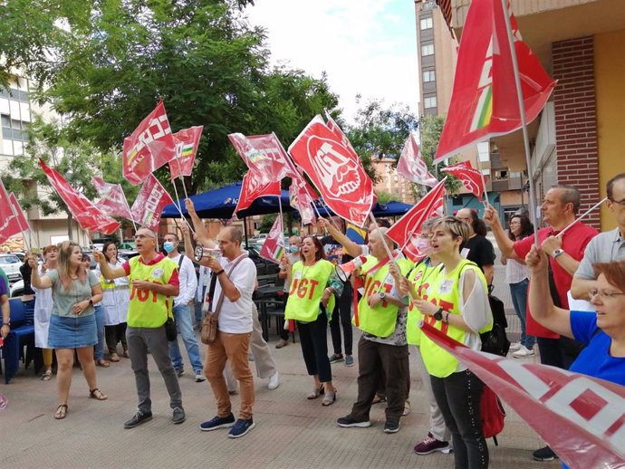 Protesta de trabajadores de Quirón Prevención en La Rioja