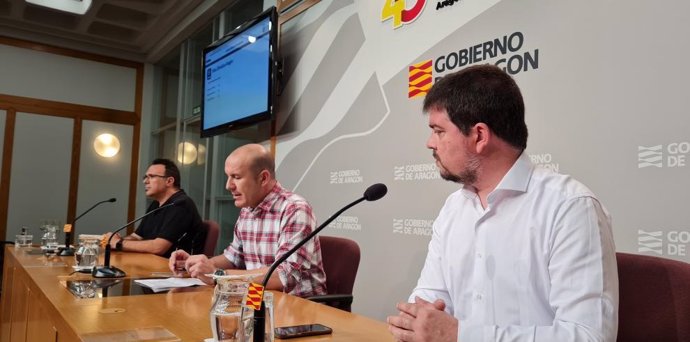 Presentación del nuevo Atlas Climatológico de Aragón, en la sala de prensa de la sede el Gobierno autonómico.