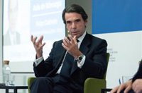 Aznar prevé la extinción del proyecto de Sánchez basado en "resistir en el poder": "La izquierda se va a derrumbar"