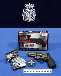 Detenido en Valladolid tras agarrar por el cuello a un repartidor y ponerle una pistola en la cabeza