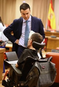 El PSOE vuelve a tumbar una ley presentada por Unidas Podemos en el Pleno del Congreso