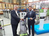 "Es una apuesta de futuro que no tiene marcha atrás", afirma Fernández sobre la movilidad sostenible