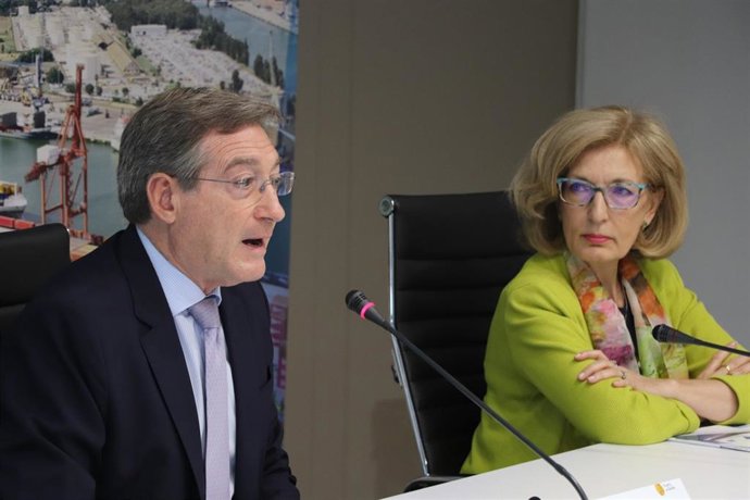 [Sevilla] Np El Puerto De Sevilla Aborda Los Beneficios Ambientales Y Logísticos Del Transporte Marítimo De Corta Distancia
