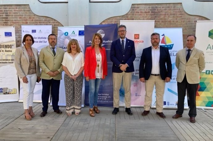El delegado de Igualdad, Políticas Sociales y Conciliación de la Junta en Huelva, Manuel Antonio Conde, ha inaugurado este jueves la jornada 'Diálogos sobre la Eracis'.