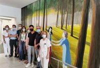 El Hospital El Tomillar alberga un mural pictórico de la Asociación de Cuidados Paliativos Sevilla Sur