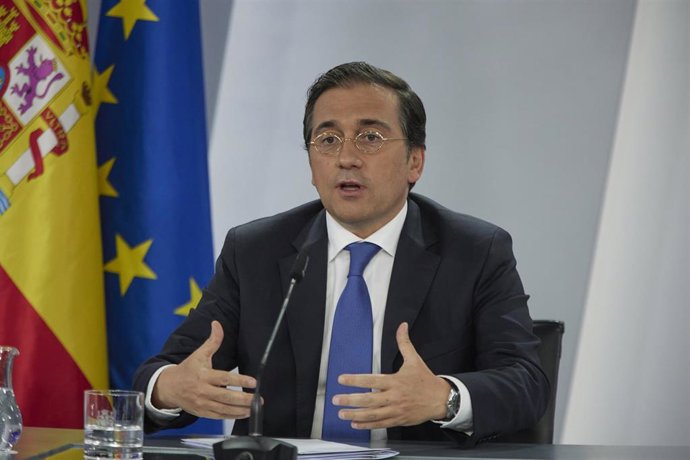 El ministro de Asuntos Exteriores, Unión Europea y Cooperación, José Manuel Albares, comparece en una rueda de prensa conjunta sobre la próxima cumbre de la OTAN, en el Palacio de La Moncloa, a 22 de junio de 2022, en Madrid (España). 