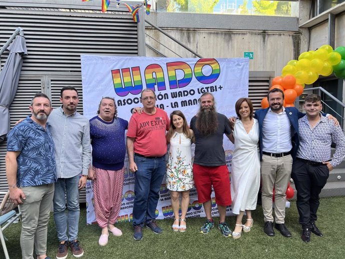 El consejero de Desarrollo Sostenible, José Luis Escudero, ha recogido el premio 'Panal WADO 2022', en categoría Arcoíris, otorgado por la Asociación LGTBI+ de Castilla-La Mancha