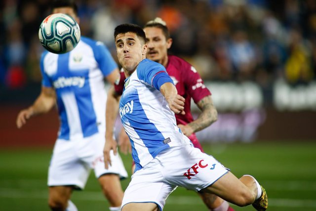 Archivo - Unai Bustinza of Leganes in action during the Spanish League, La Liga, football match played between CD Leganes and Deportivo Alaves at Butarque stadium on February 29, 2020 in Leganes, Spain.