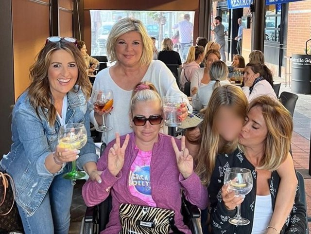 LAURA FA, TERELU CAMPOS, BELÉN ESTEBAN Y MARÍA PATIÑO SE REÚNEN PARA RECORDAR A MILA XIMÉNEZ