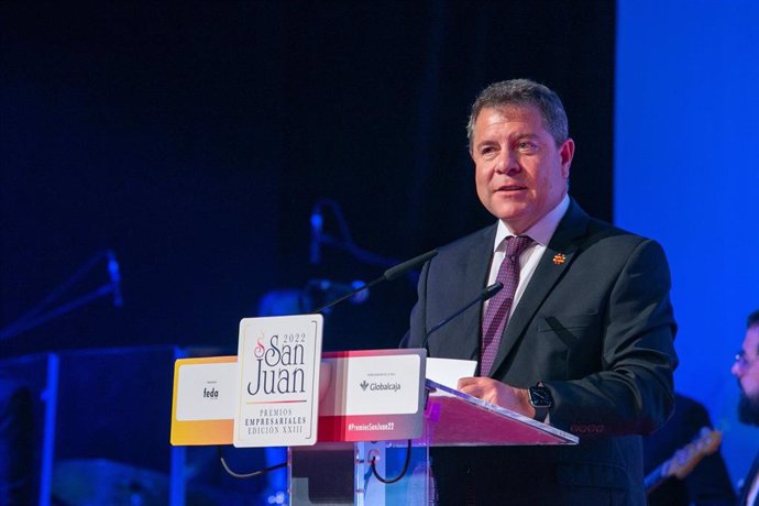 El presidente de Castilla-La Mancha, Emiliano García-Page, ha clausurado la gala de entrega de los Premios Empresariales San Juan 2022