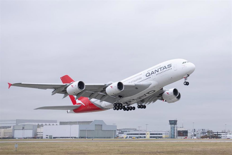 Archivo - Una avión de la aerolinea australiana Qantas 