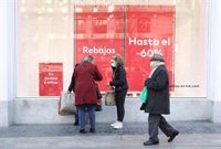 El PIB sube un 0,2% en el primer trimestre, una décima menos de lo esperado, por el frenazo del consumo