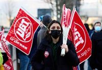 UGT considera "imprescindible" una subida salarial ante la ralentización de la economía