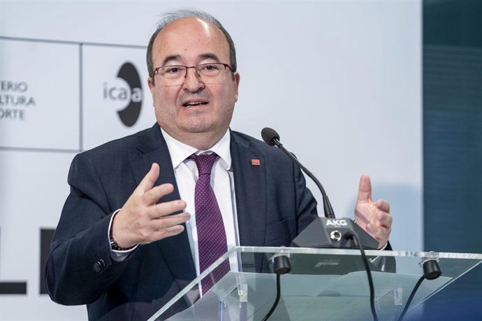 El ministro de Cultura y Deporte, Miquel Iceta, interviene durante el acto de presentación de la recuperación de imágenes sonoras de la II República, a 25 de mayo de 2022, en Pozuelo de Alarcón, Madrid (España). 