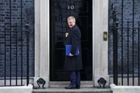 Dimite el presidente del Partido Conservador británico tras los últimos varapalos electorales