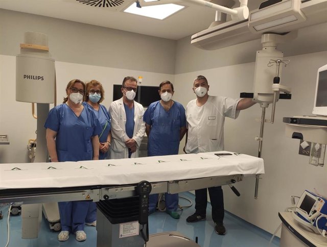 Profesionales sanitarios del Hospital San Agustín.