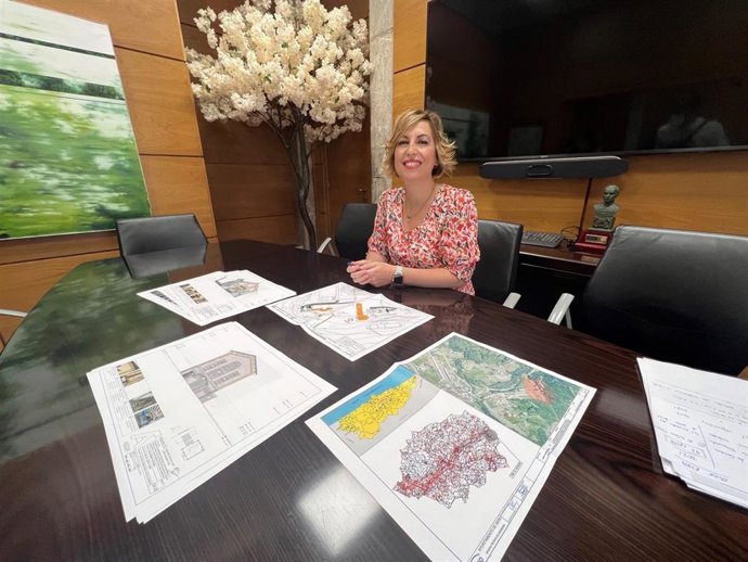 La concejala de Urbanismo, Accesibilidad, y Patrimonio Histórico y Cultural de Siero, Susana Madera Álvarez