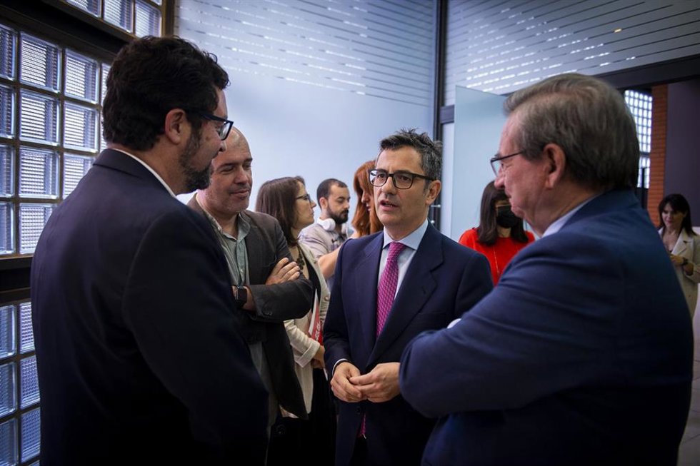 El secretario de Estado de Empleo y Economía Social, Joaquín Pérez Rey; el secretario general de CCOO, Unai Sordo y el ministro de la Presidencia, Relaciones con las Cortes y Memoria Democrática, Félix Bolaños en un acto de recuerdo del 'proceso 1001'.