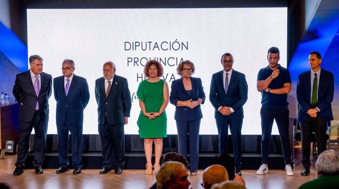 La Diputación celebra su Bicentenario "con vocación de cercanía y contribuyendo al futuro de la provincia".