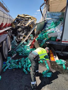 Vehículos accidentados en la A-44.