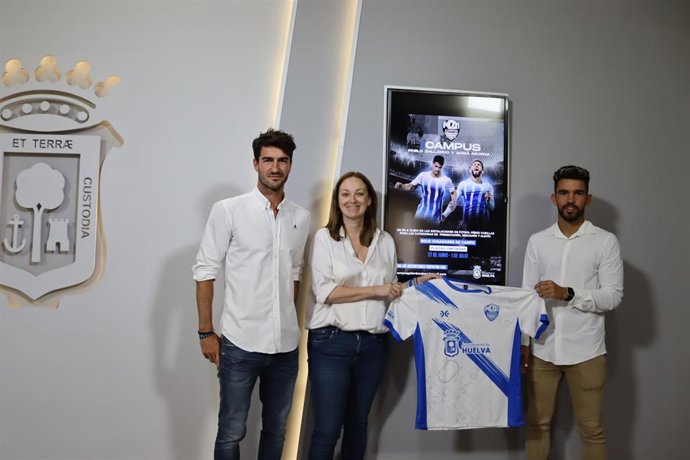 Nota De Prensa Presentación Campus Pablo Gallardo Y Adriá Arjona